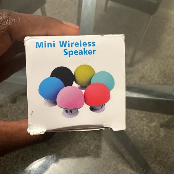 TEAL MINI MUSHROOM BLUETOOTH WIRELESS SPEAKER - Picture 3 of 3